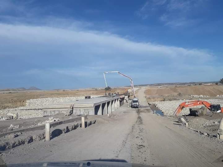 ETM DES TRAVAUX PUBLIC — TUNISIE 1